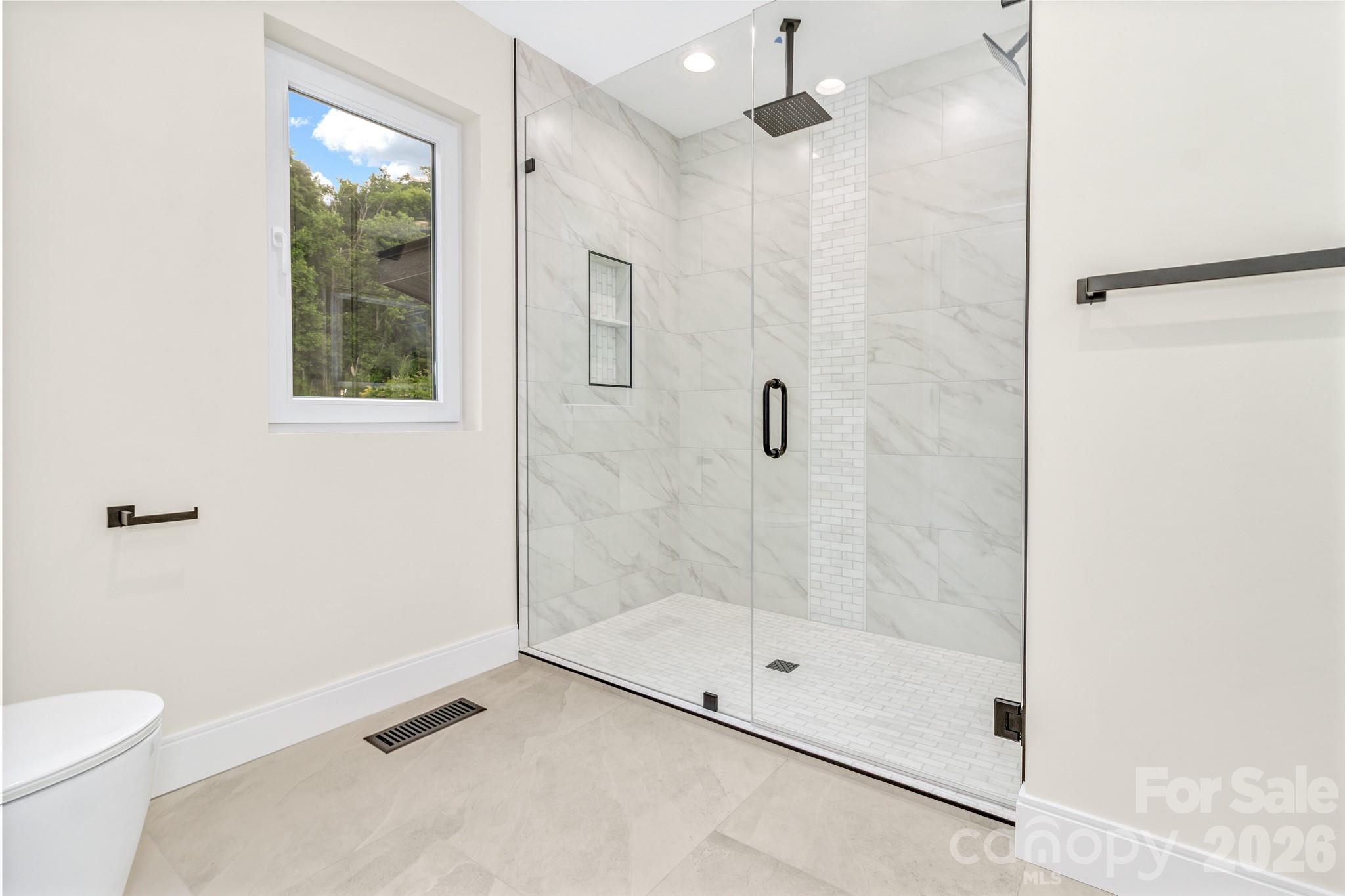 221 Coopers Drive Hendersonville NC 28739