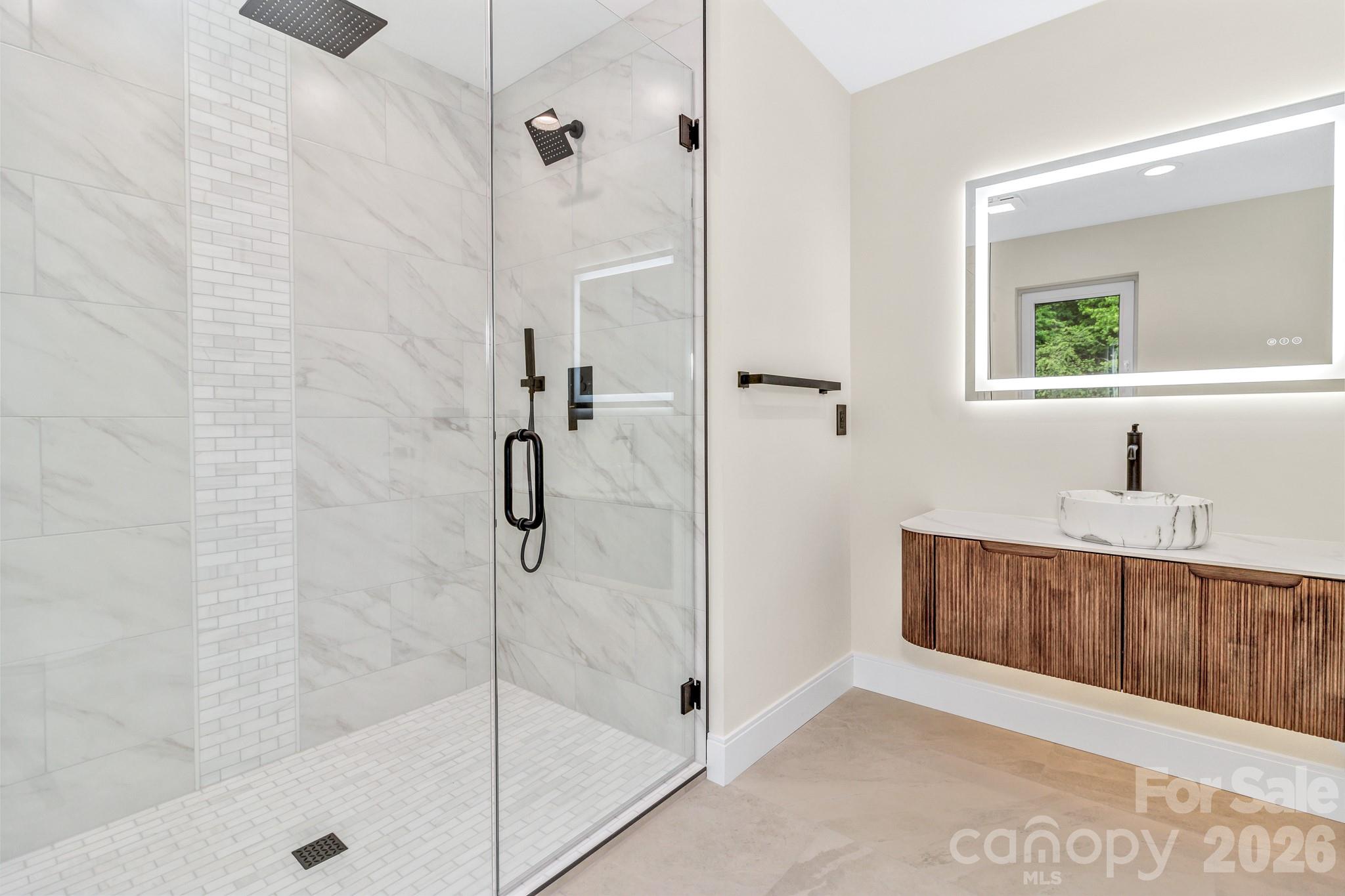 221 Coopers Drive Hendersonville NC 28739