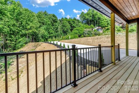 221 Coopers Drive Hendersonville NC 28739