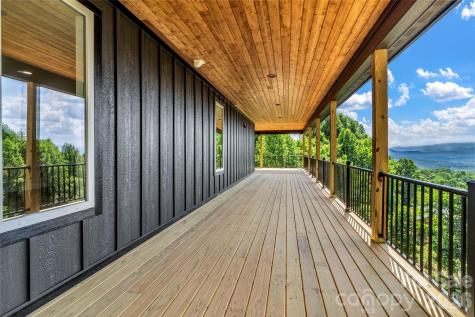 221 Coopers Drive Hendersonville NC 28739
