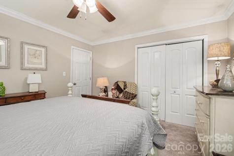 12201 Windus Court Charlotte NC 28273