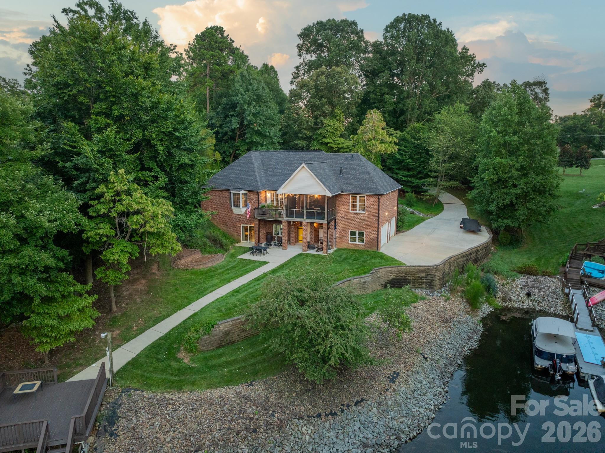 7545 Rabbit Circle Denver NC 28037