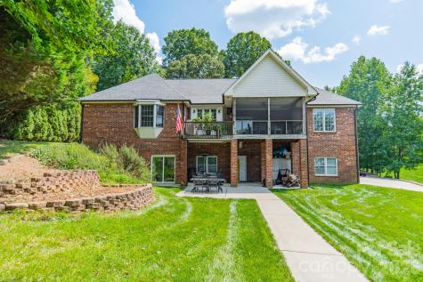 7545 Rabbit Circle Denver NC 28037