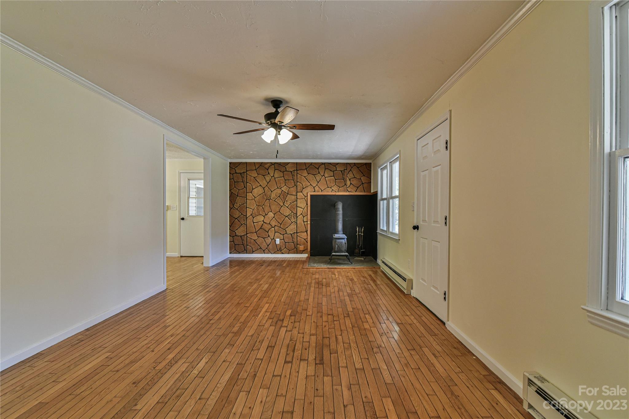 9 Wooded Valley Lane Burnsville NC 28714