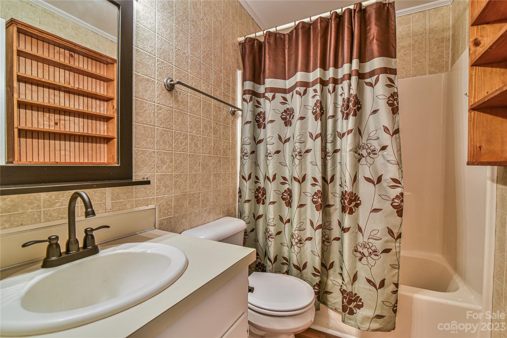 9 Wooded Valley Lane Burnsville NC 28714