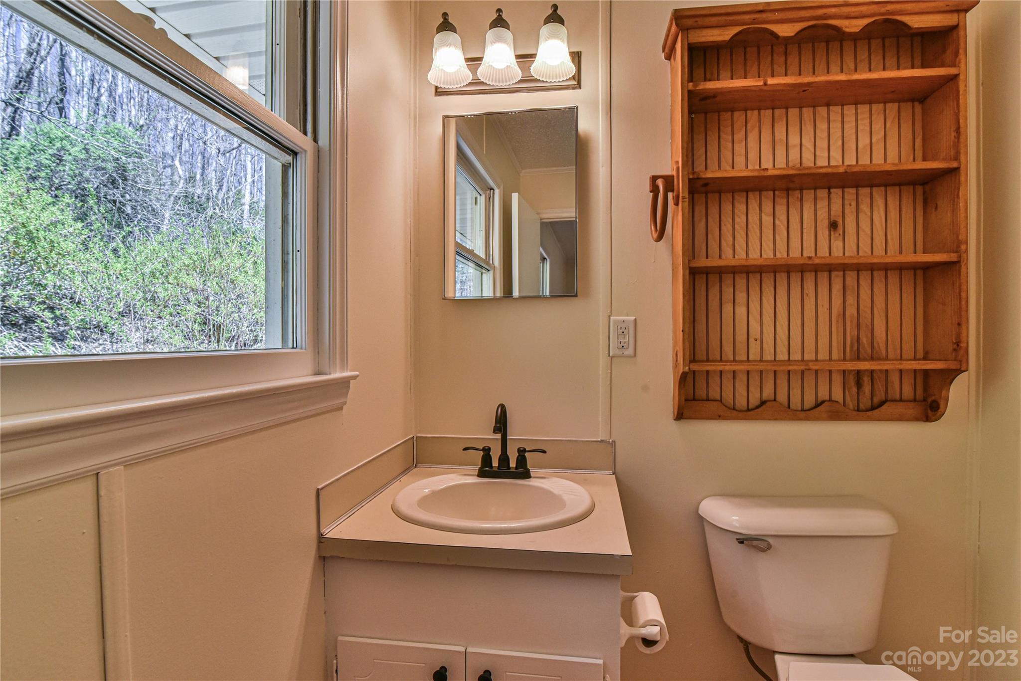 9 Wooded Valley Lane Burnsville NC 28714