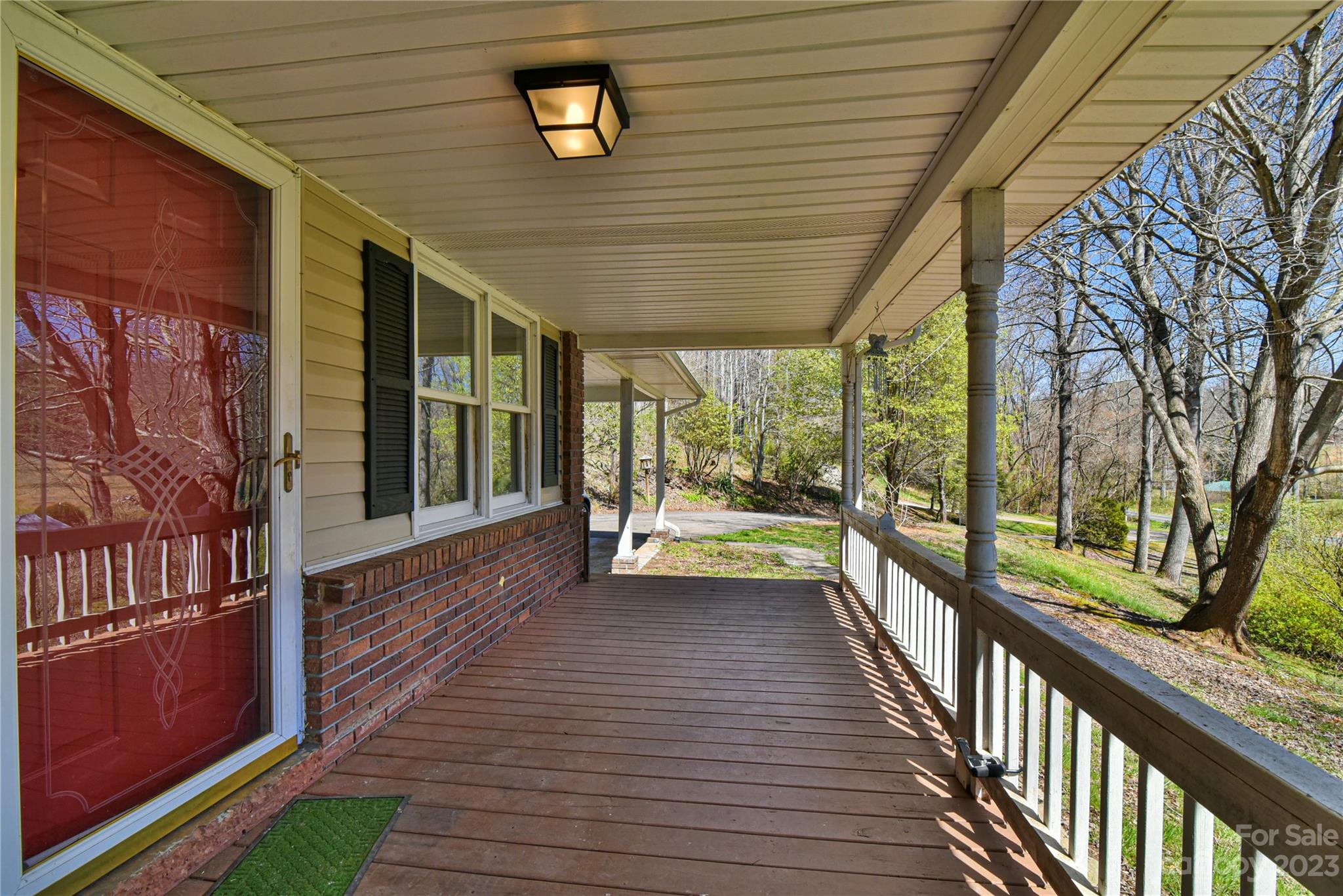 9 Wooded Valley Lane Burnsville NC 28714