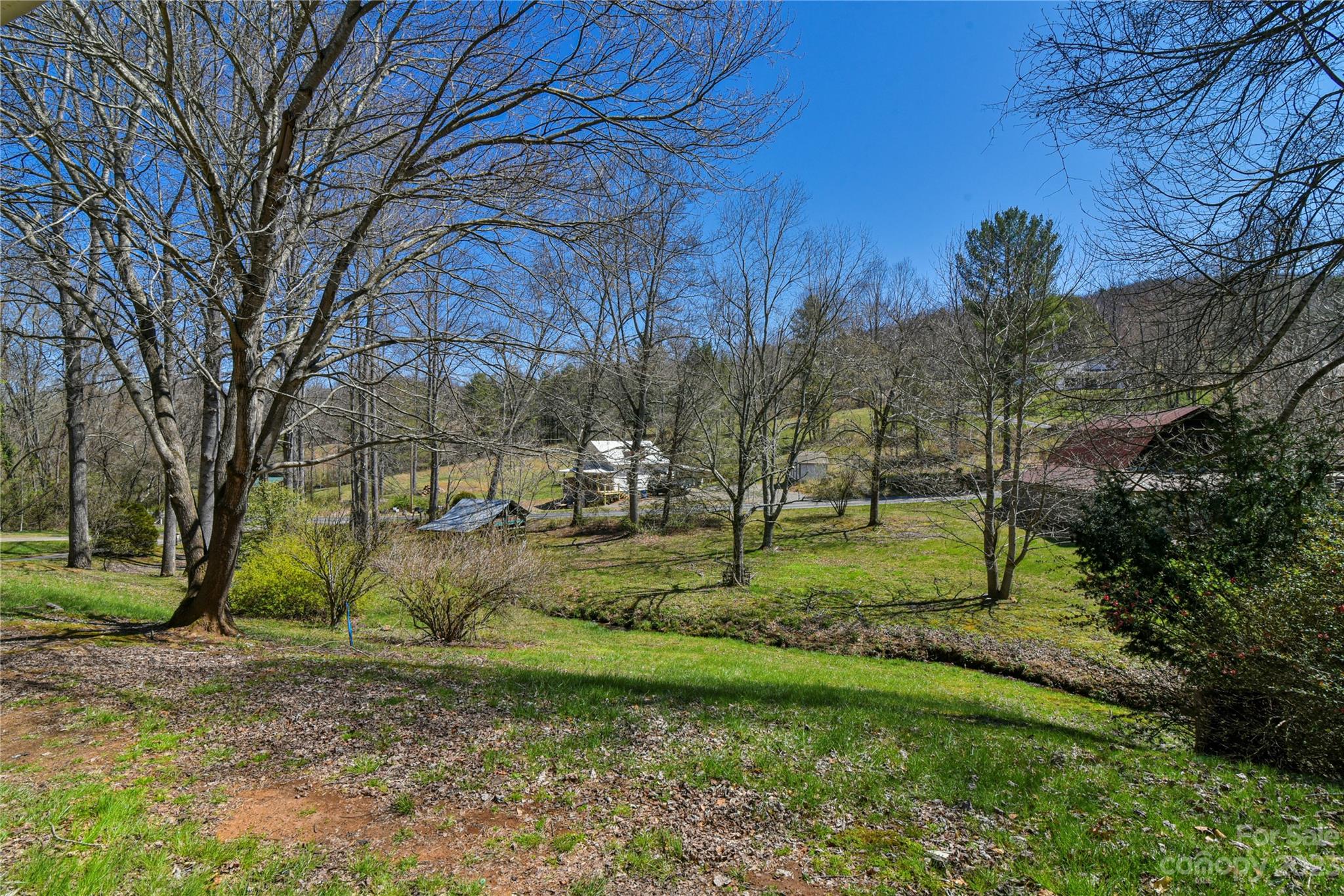 9 Wooded Valley Lane Burnsville NC 28714