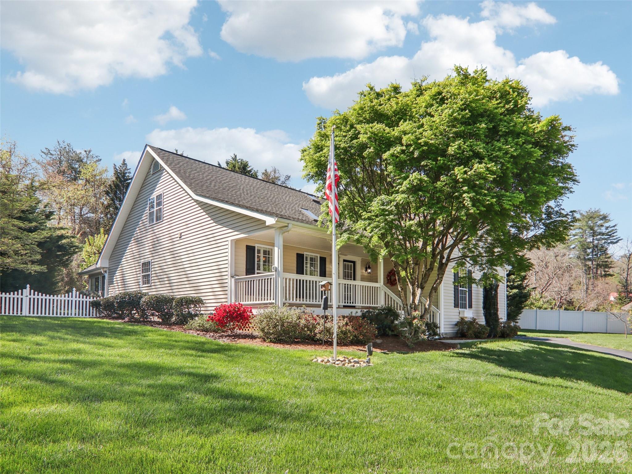 117 Apple Meadow Court Hendersonville NC 28739