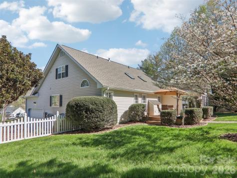 117 Apple Meadow Court Hendersonville NC 28739