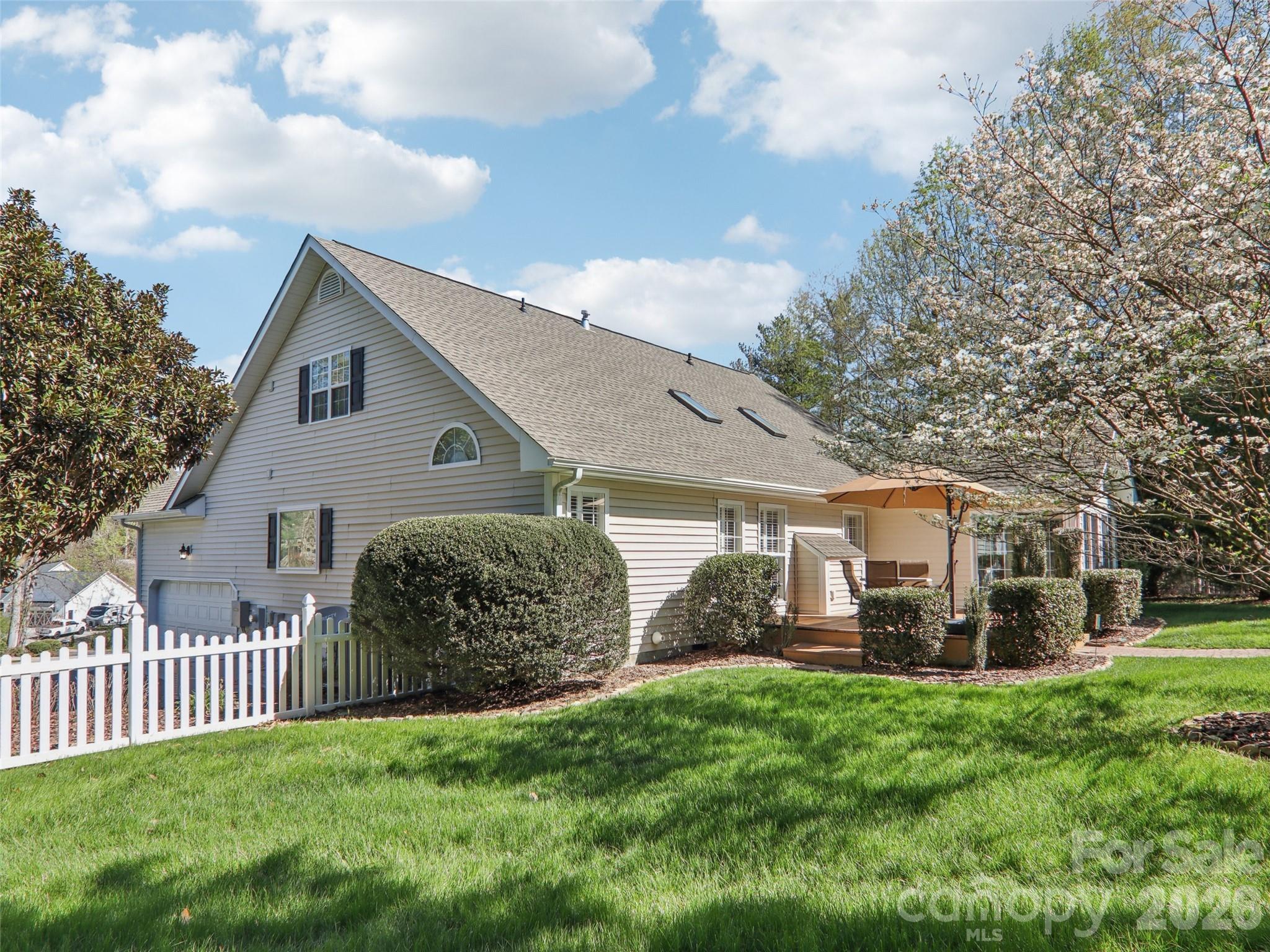 117 Apple Meadow Court Hendersonville NC 28739