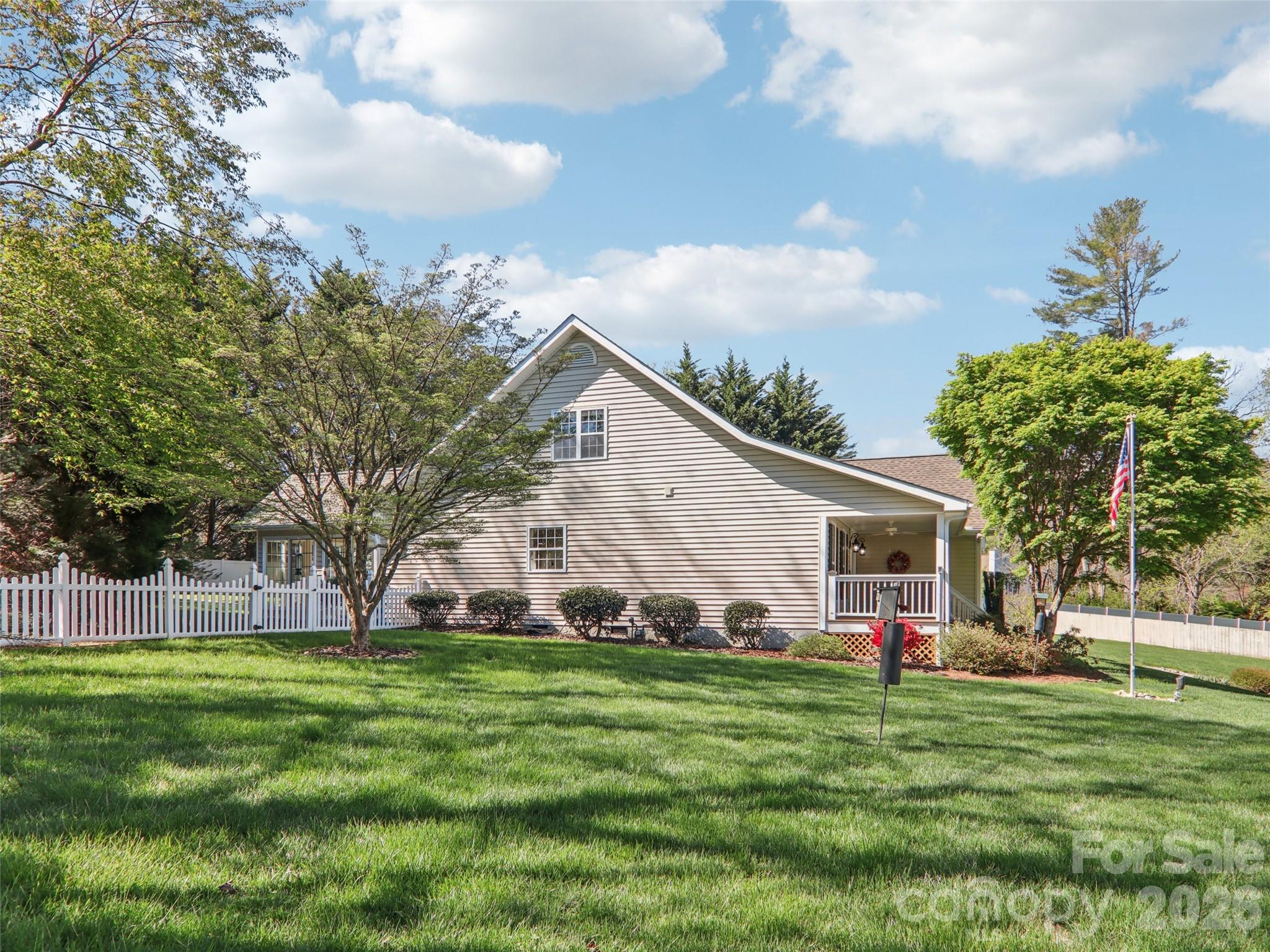 117 Apple Meadow Court Hendersonville NC 28739