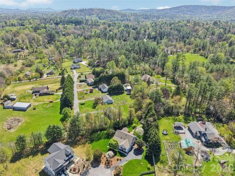 117 Apple Meadow Court Hendersonville NC 28739