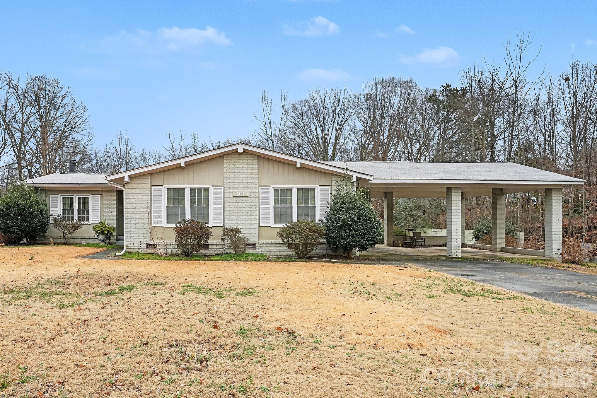 4206 Tipperary Place Charlotte NC 28215