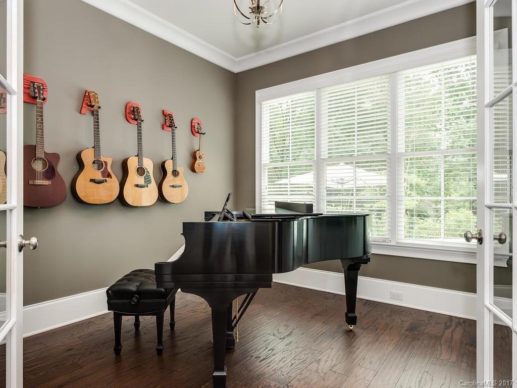 4629 Pine Valley Road Charlotte NC 28210