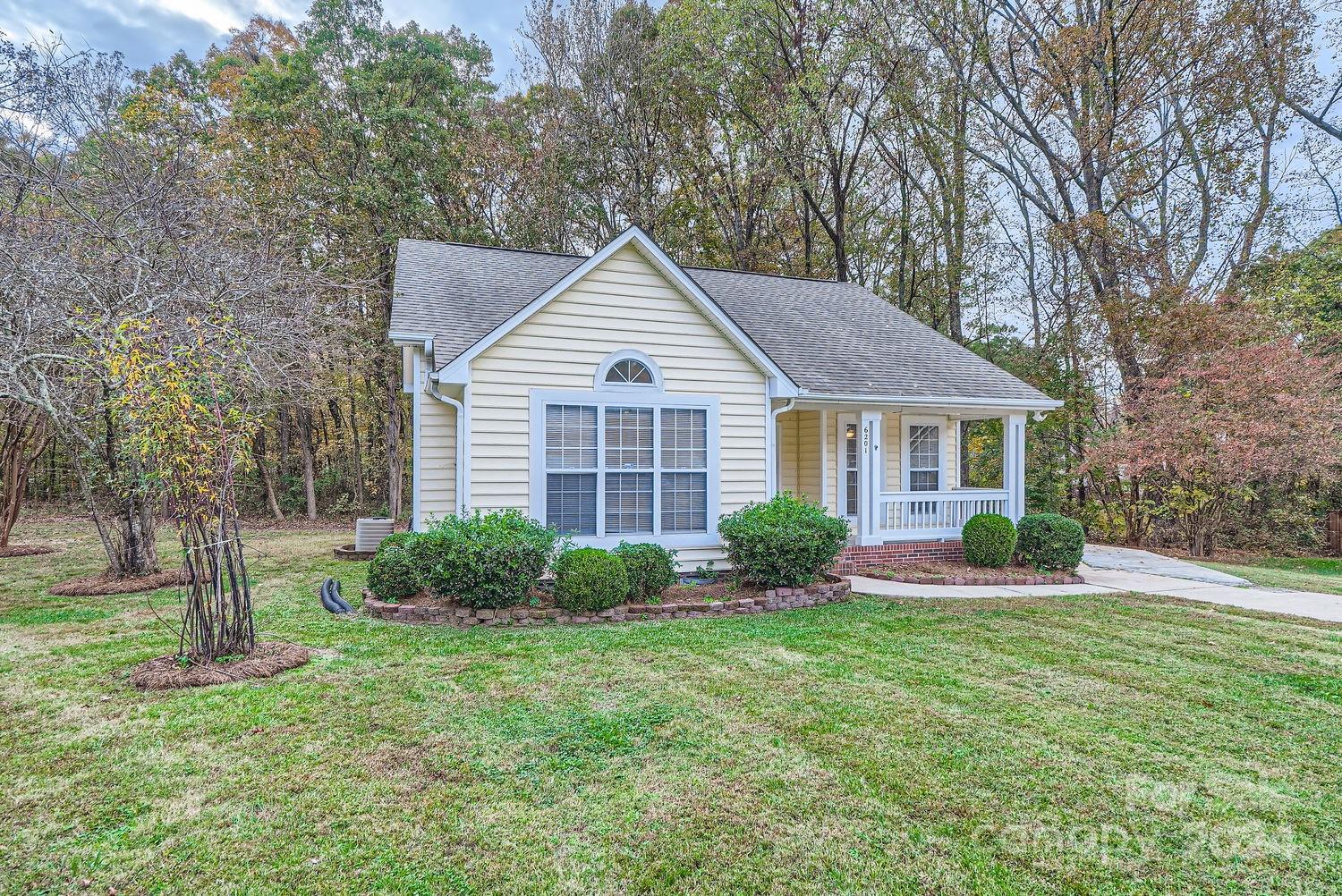 6201 Richfield Lane Charlotte NC 28269