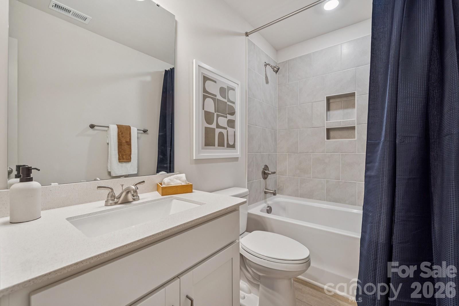 4618 Lakeview Road Charlotte NC 28216