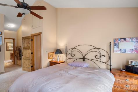 306 S Sequoyah Lane Brevard NC 28712