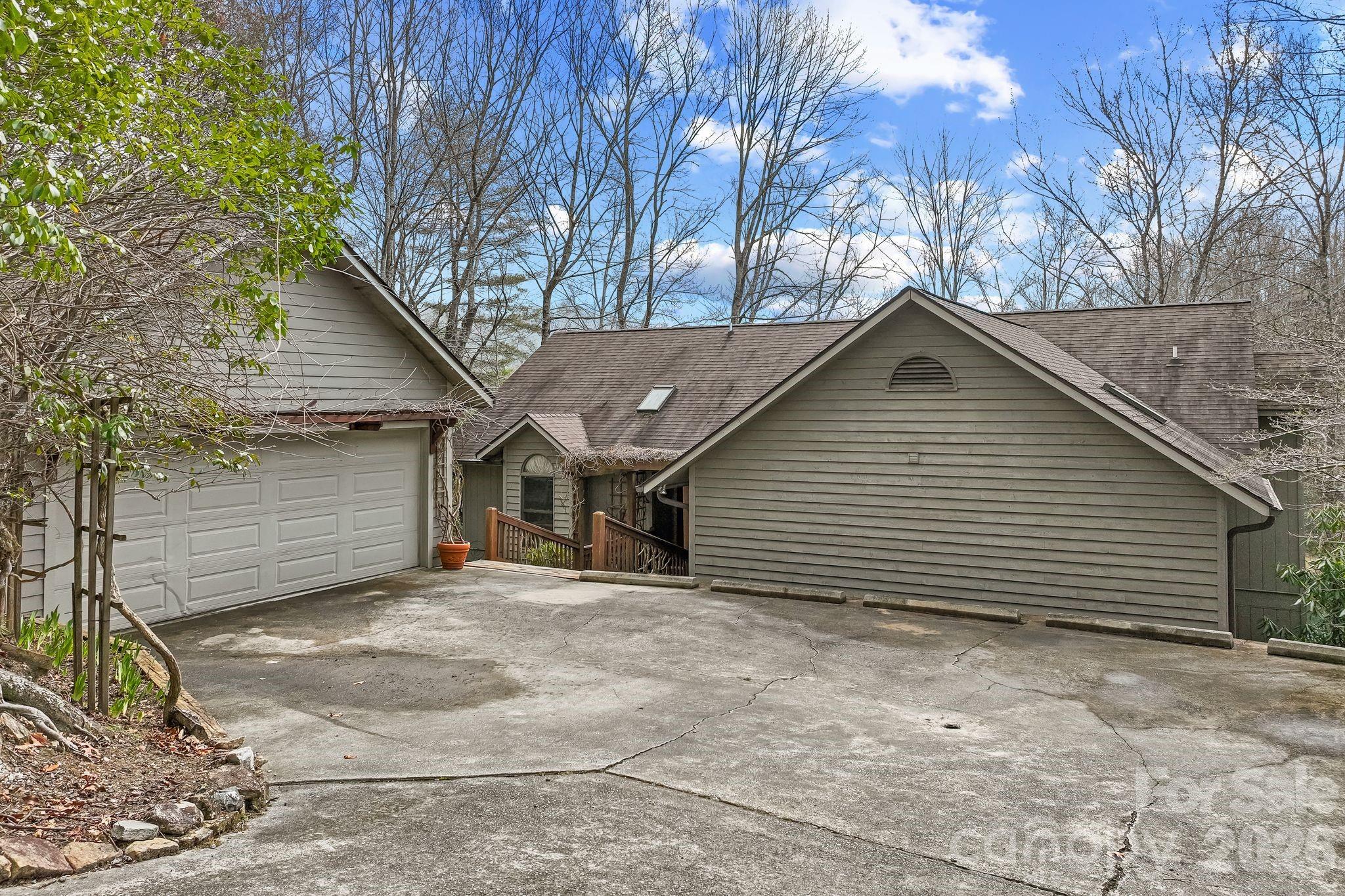 306 S Sequoyah Lane Brevard NC 28712