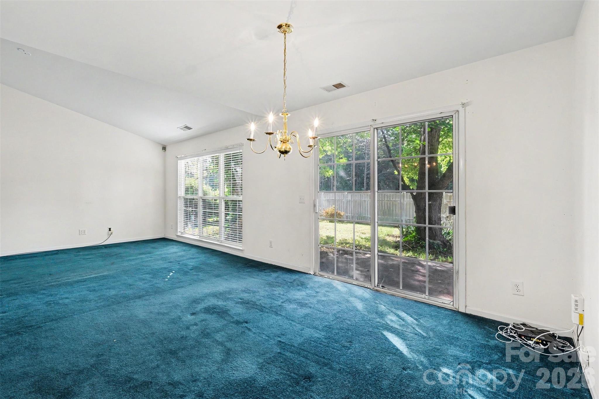7516 Double Springs Court Charlotte NC 28262