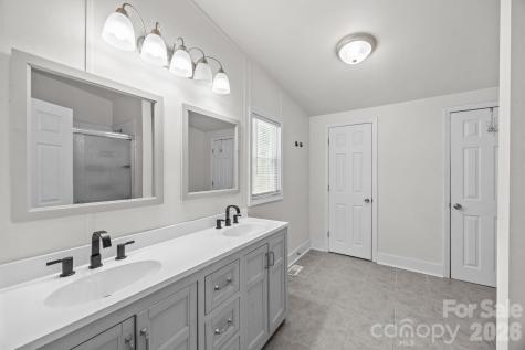 246 Barbary Drive Statesville NC 28677