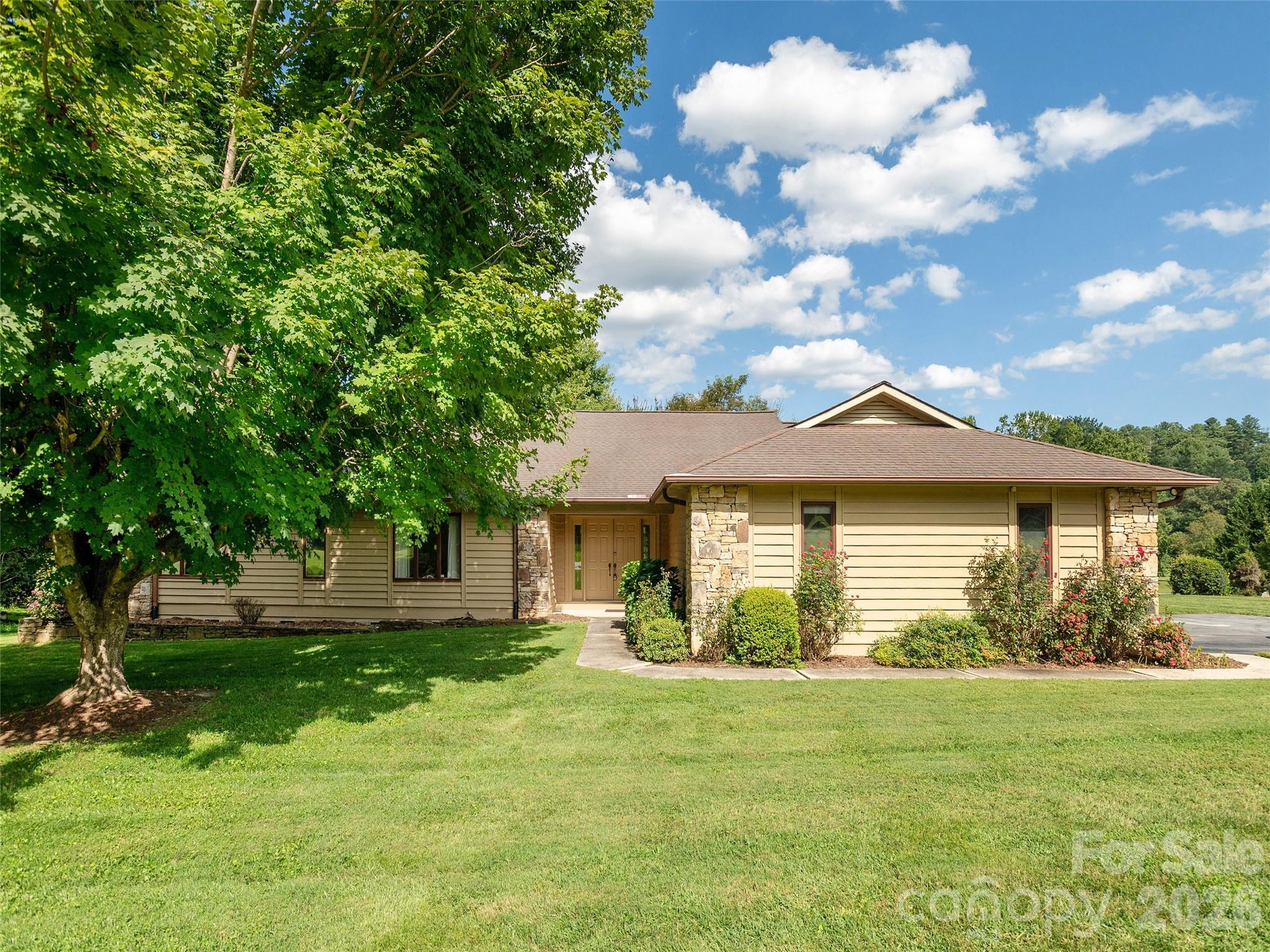 504 Crooked Creek Road Hendersonville NC 28739