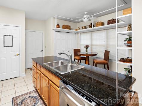 4 Holiday Drive Arden NC 28704