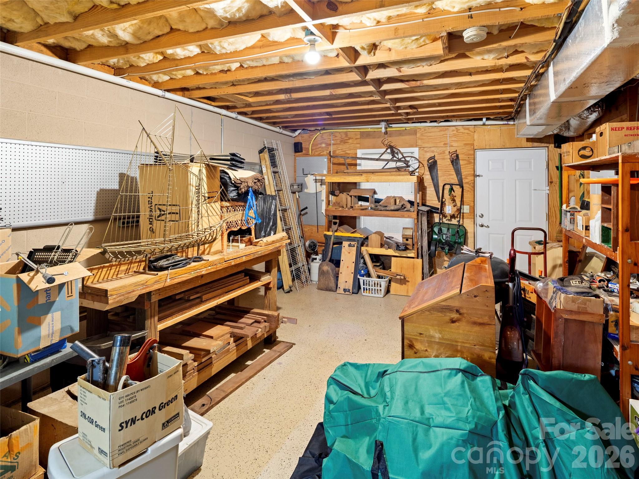 4 Holiday Drive Arden NC 28704