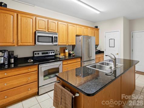 4 Holiday Drive Arden NC 28704