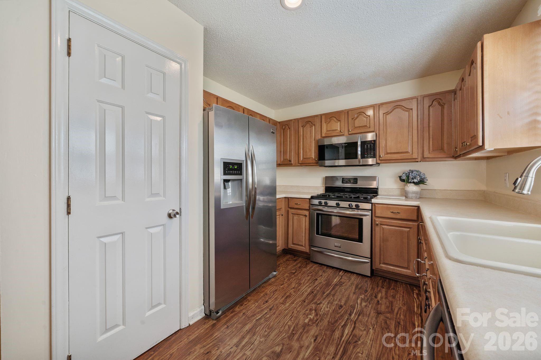 12001 Lazy Willow Lane Charlotte NC 28273