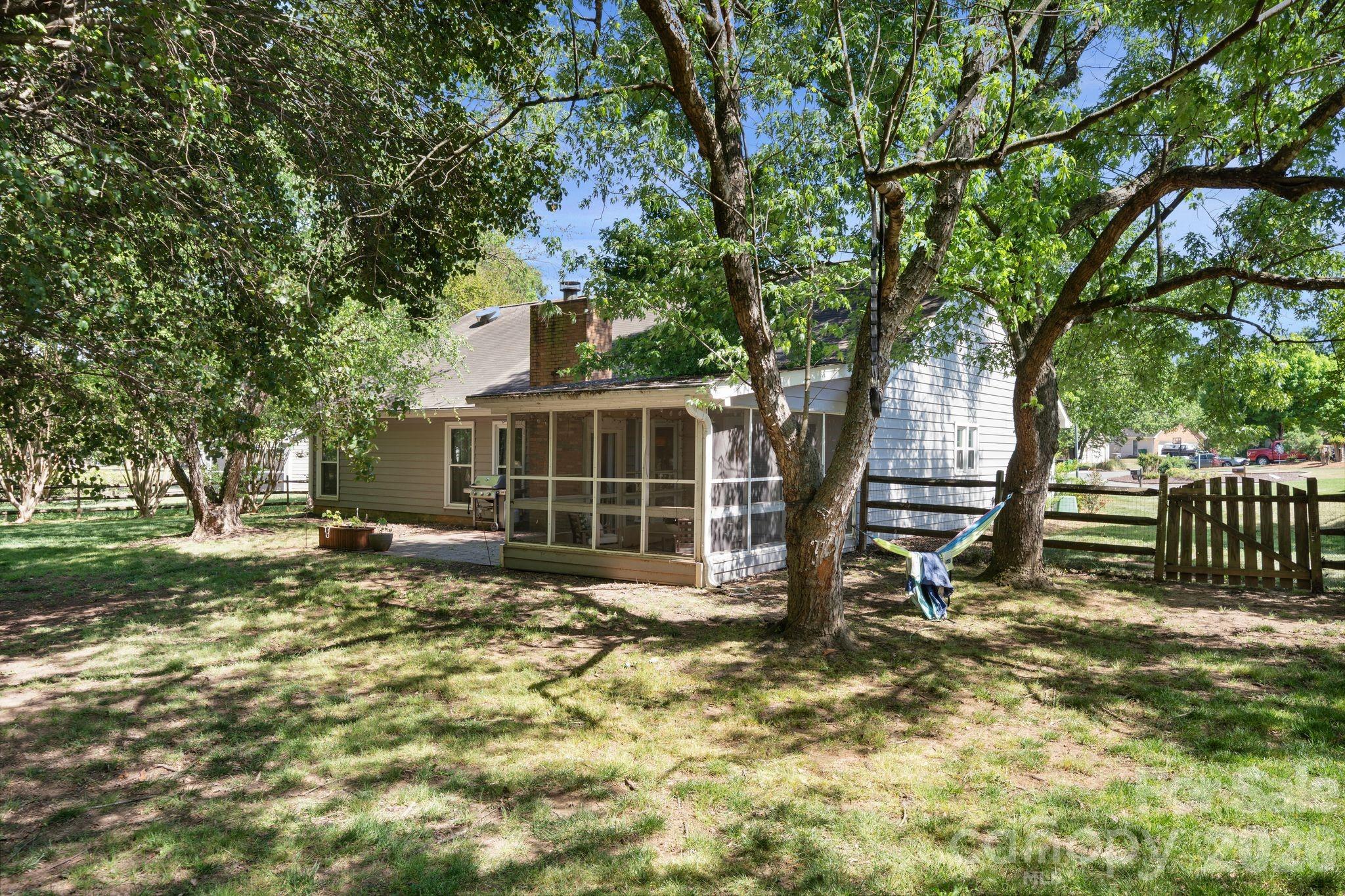 12001 Lazy Willow Lane Charlotte NC 28273