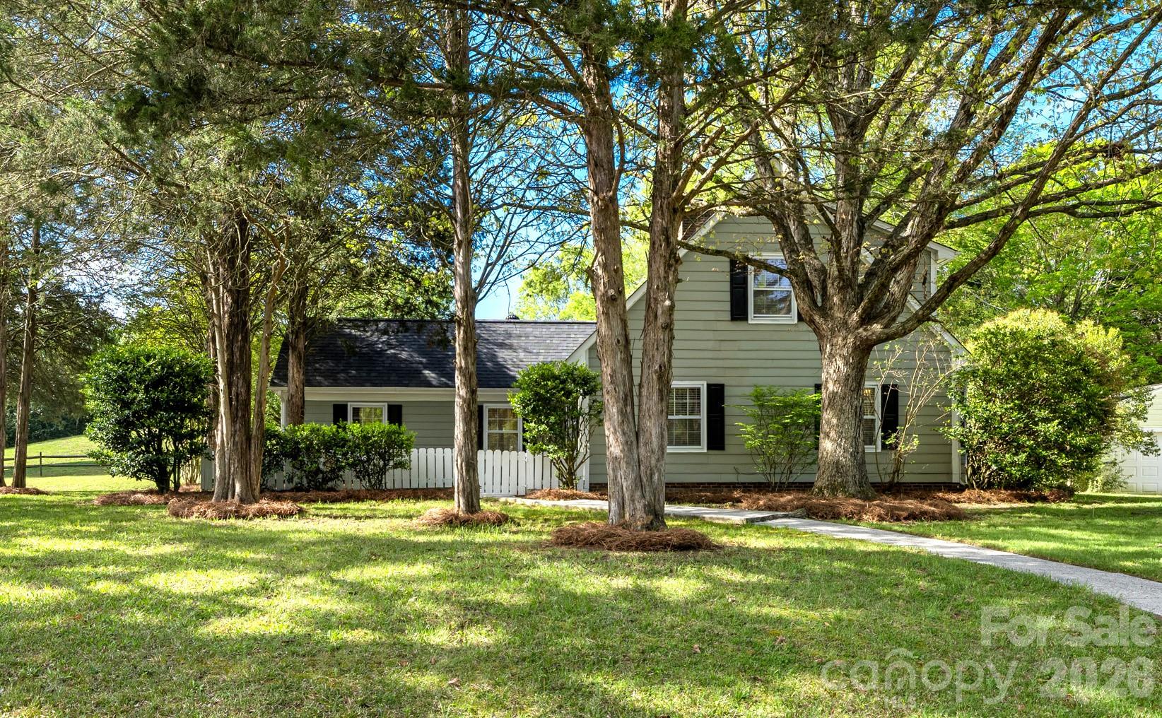 7456 Crowflock Court Charlotte NC 28226