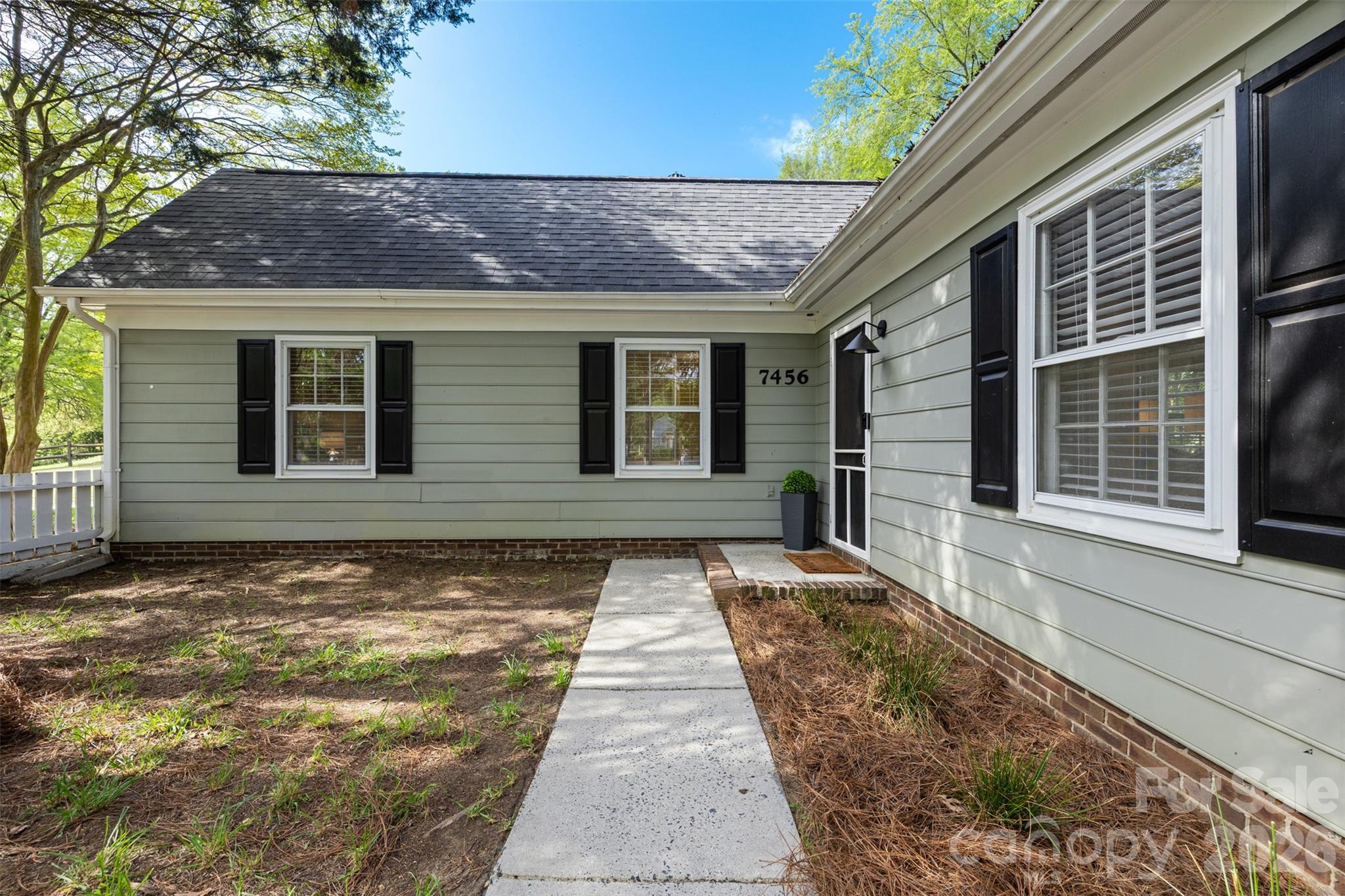 7456 Crowflock Court Charlotte NC 28226