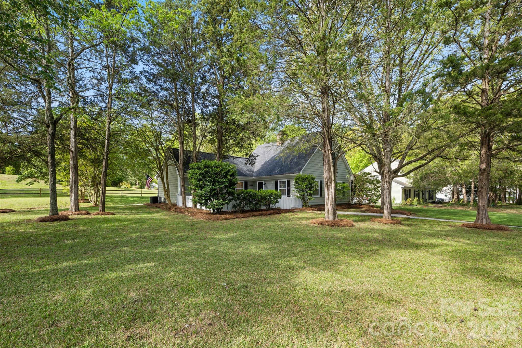 7456 Crowflock Court Charlotte NC 28226