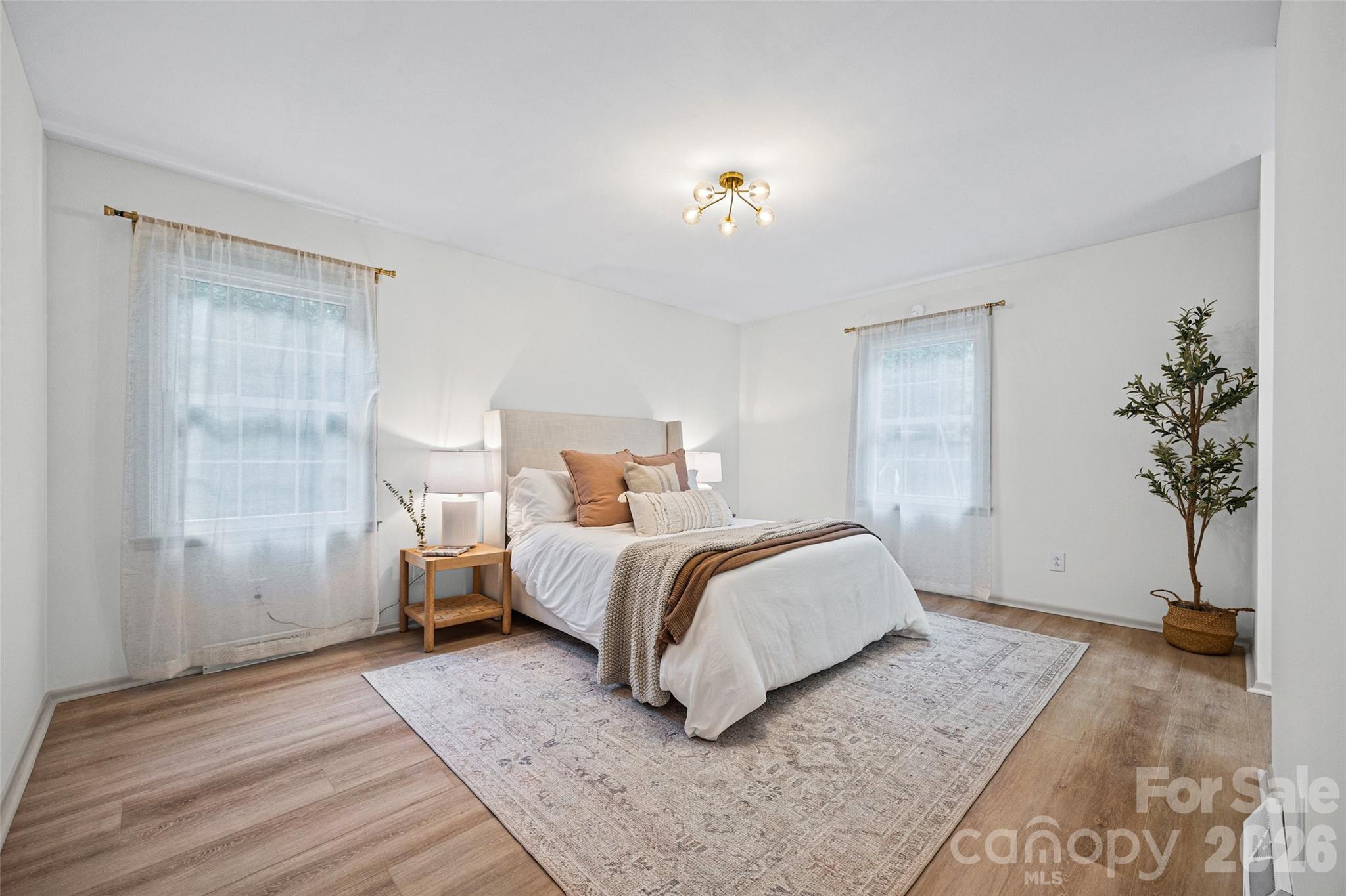 734 Charter Place Charlotte NC 28211