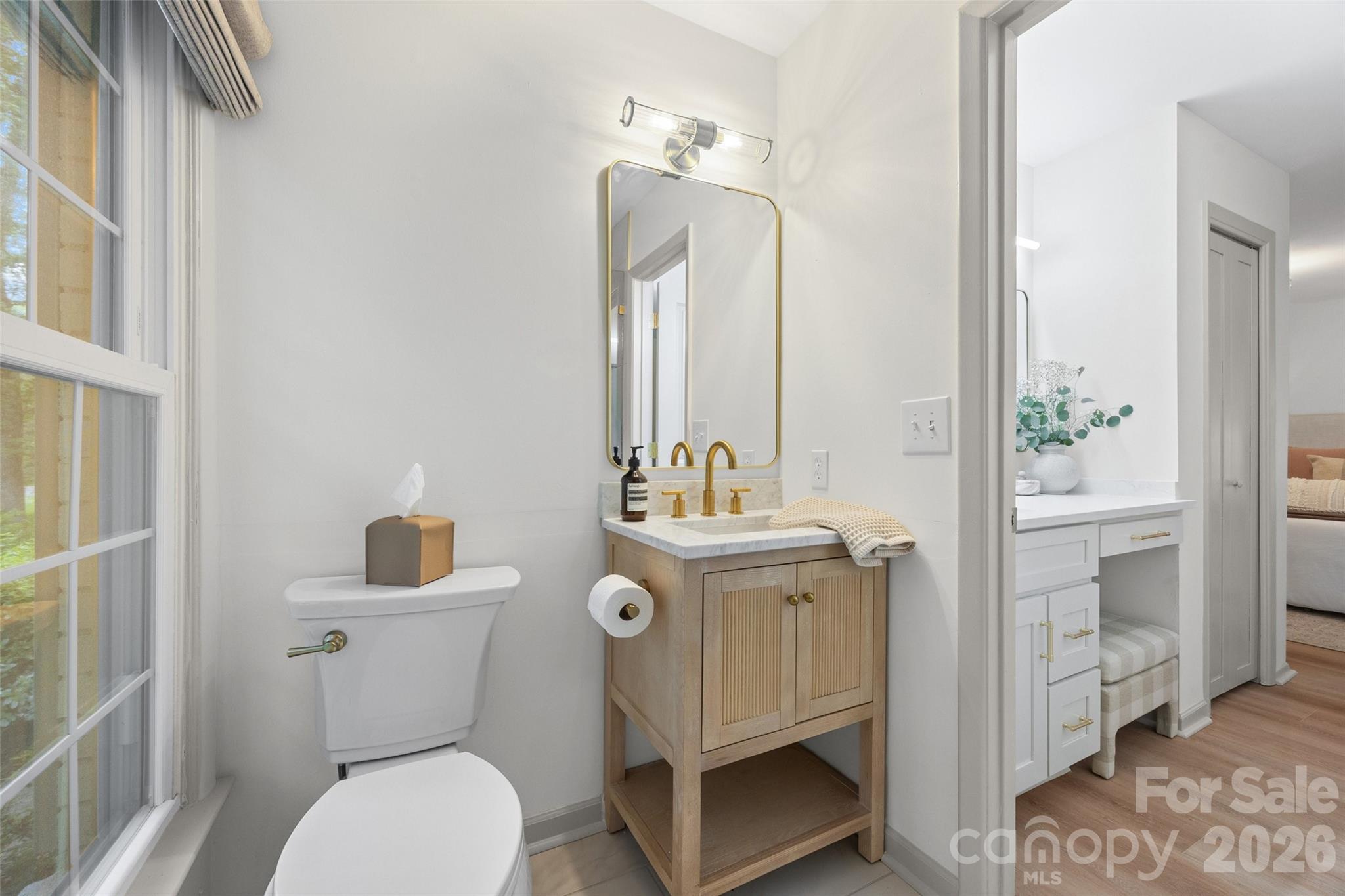 734 Charter Place Charlotte NC 28211