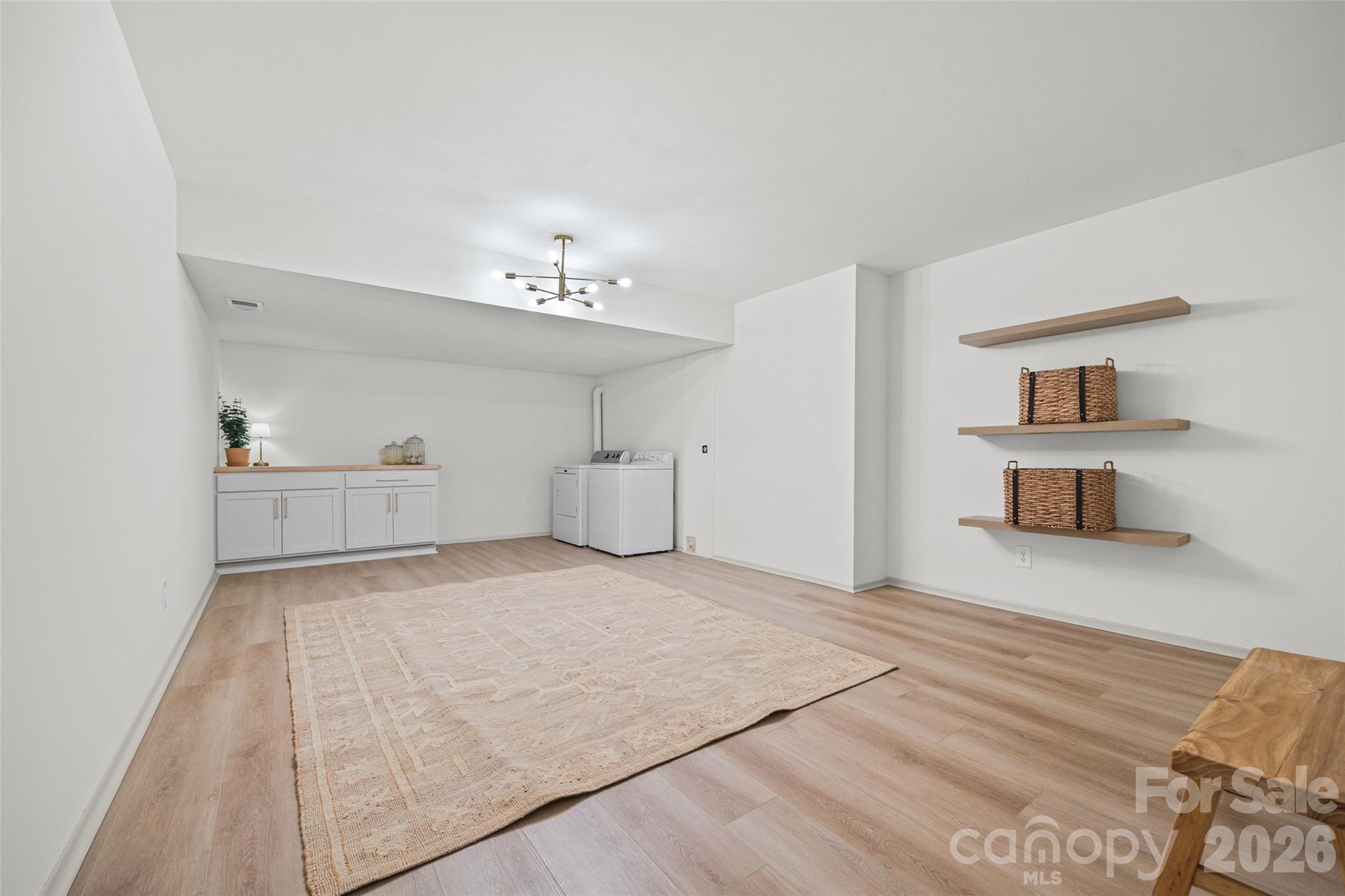 734 Charter Place Charlotte NC 28211