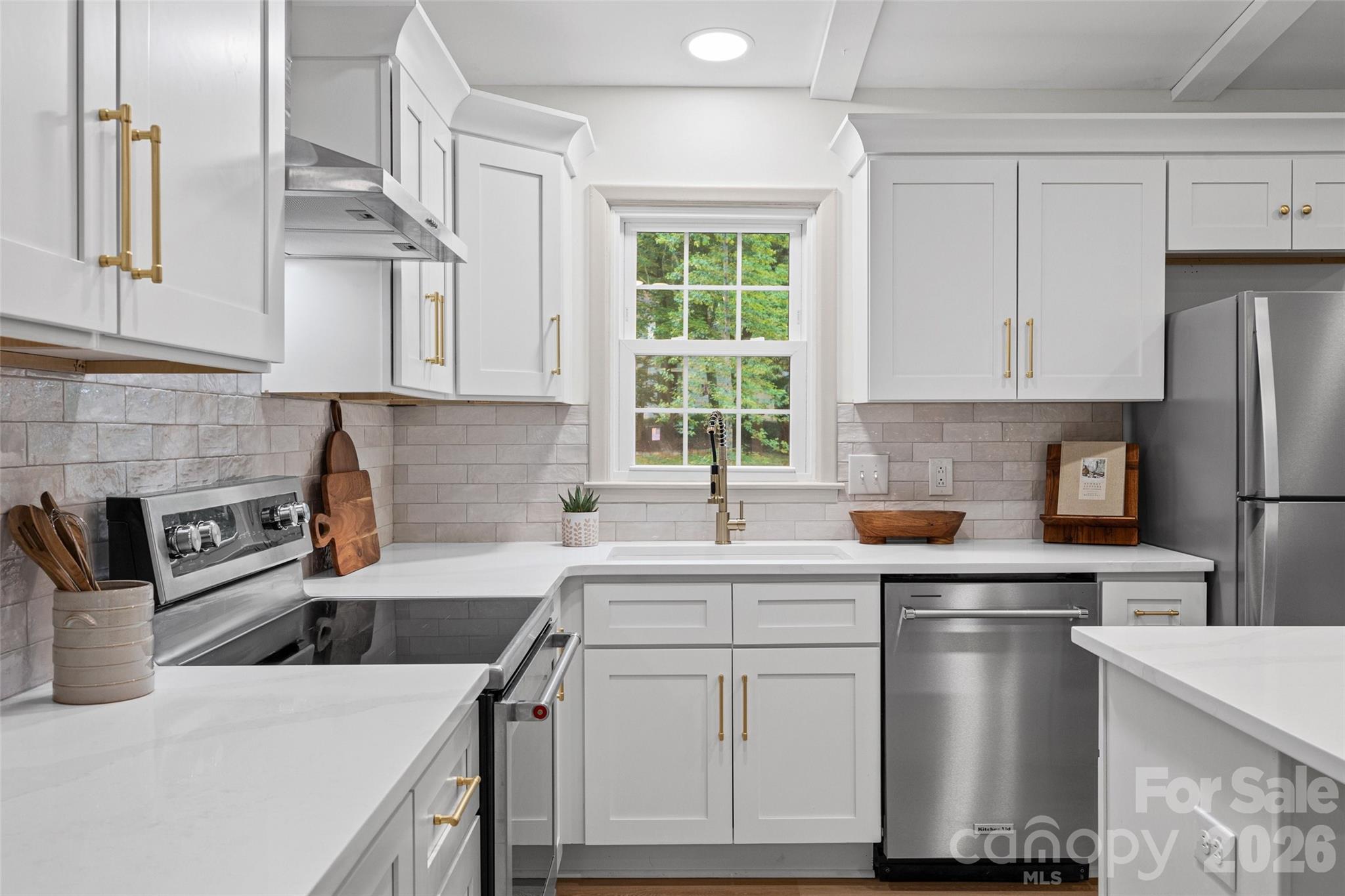 734 Charter Place Charlotte NC 28211