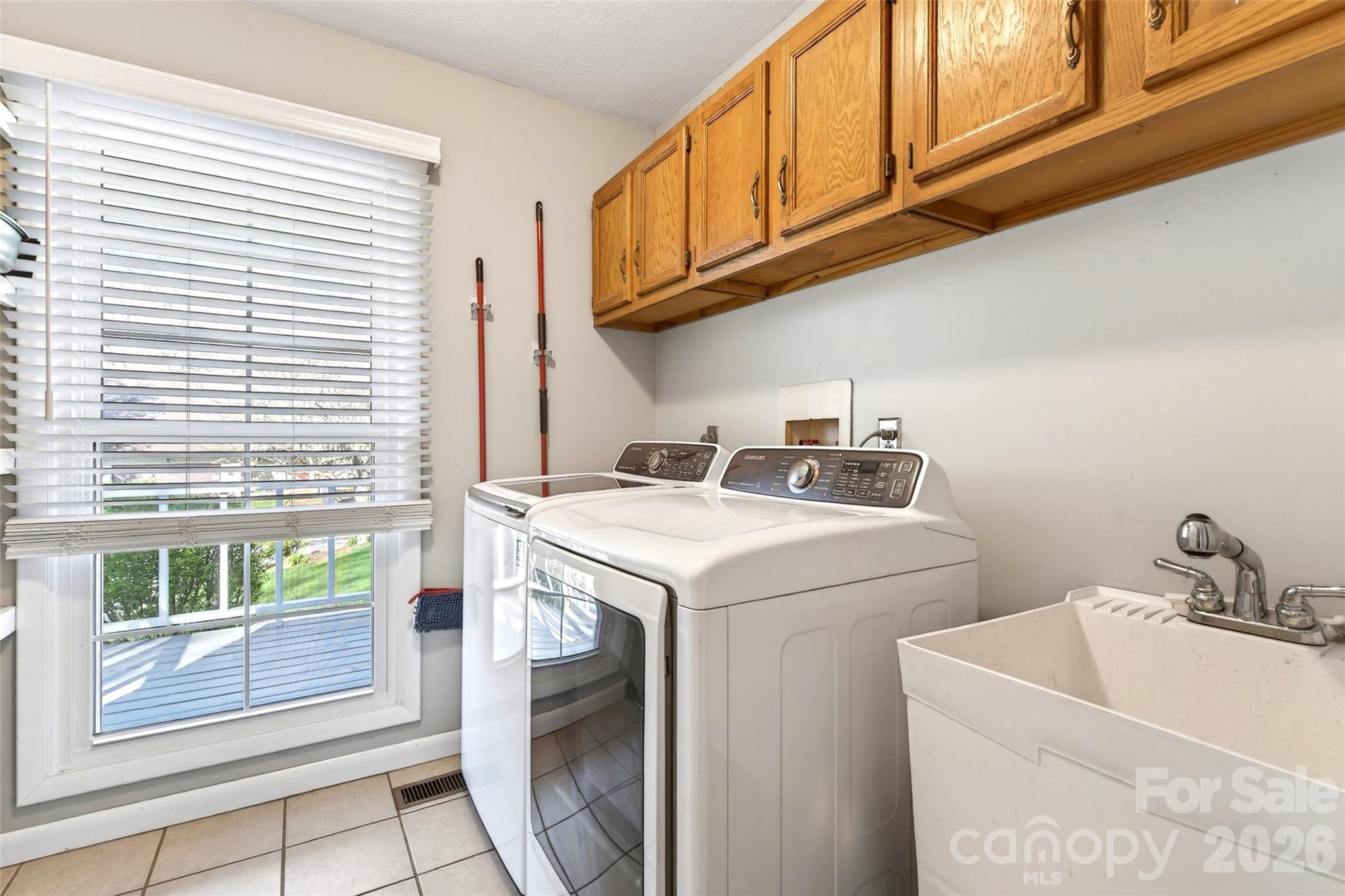 102 Charles Ridge Road Asheville NC 28805