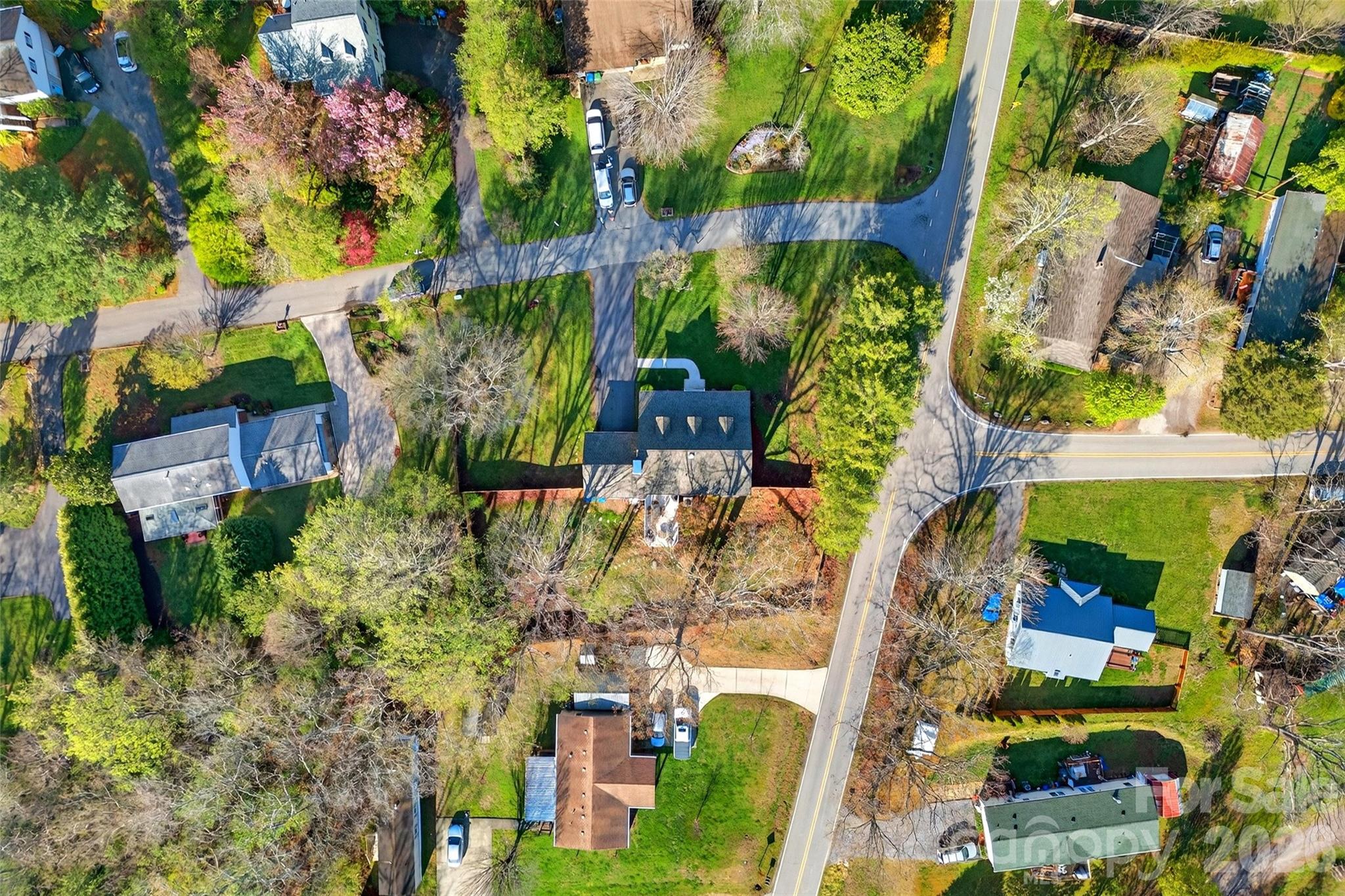 102 Charles Ridge Road Asheville NC 28805