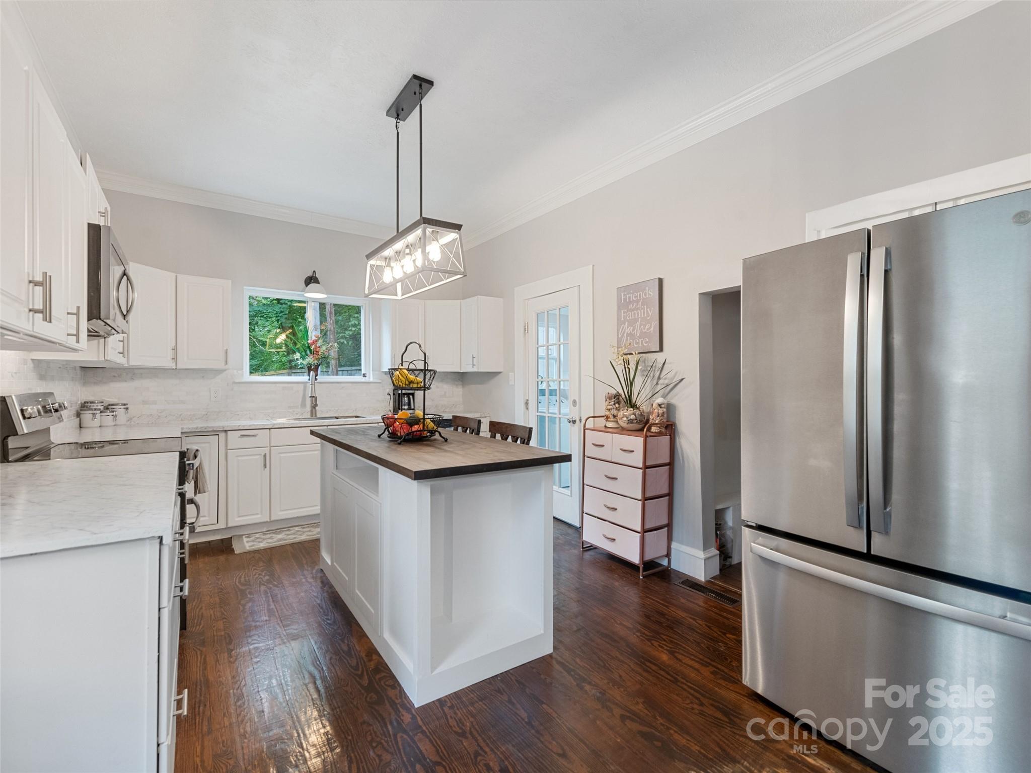 145 Shackford Street Waynesville NC 28786