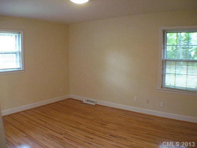 6820 Starcrest Drive Charlotte NC 28210