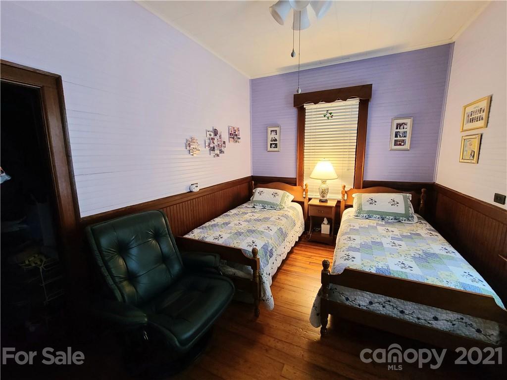 139 S Turkey Creek Road Leicester NC 28748