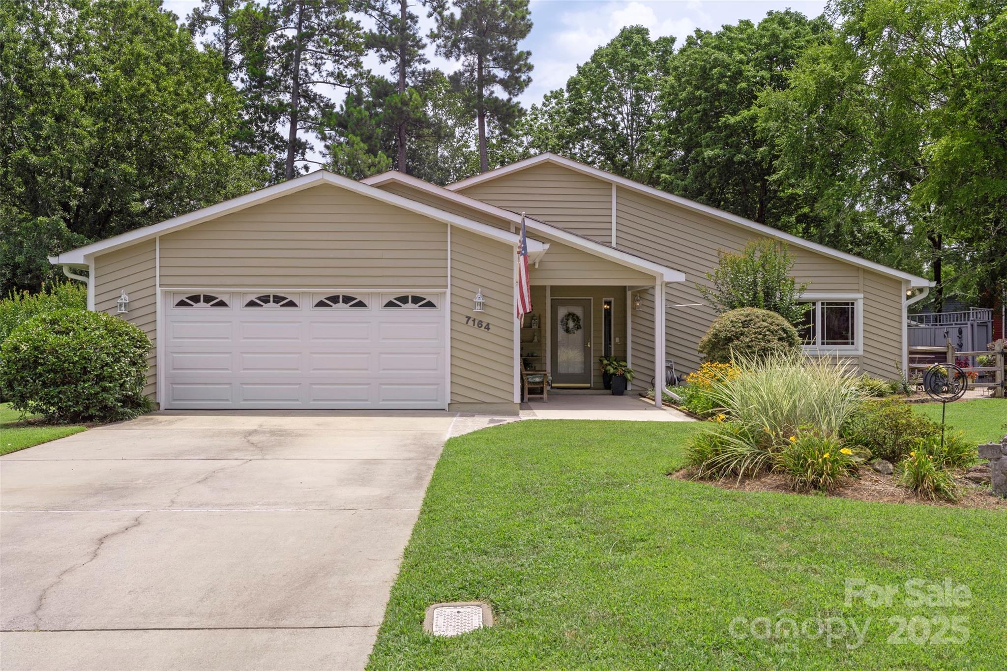 7164 Moss Point Drive Charlotte NC 28277
