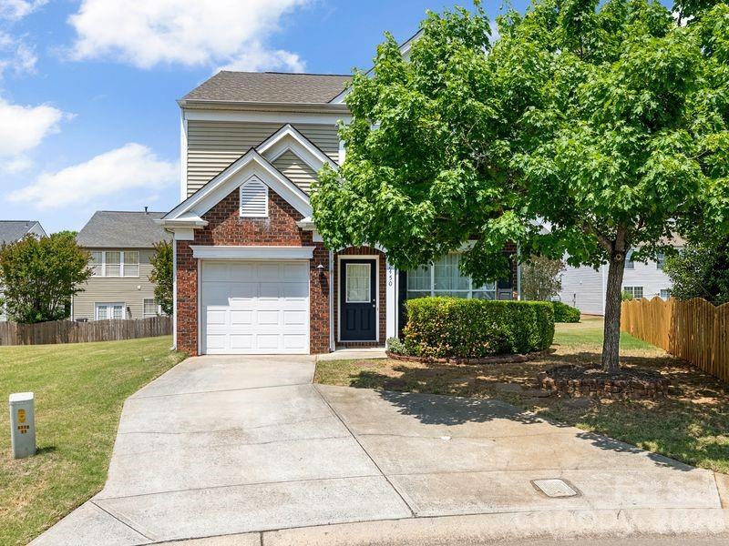 2450 Normancrest Court Charlotte NC 28270