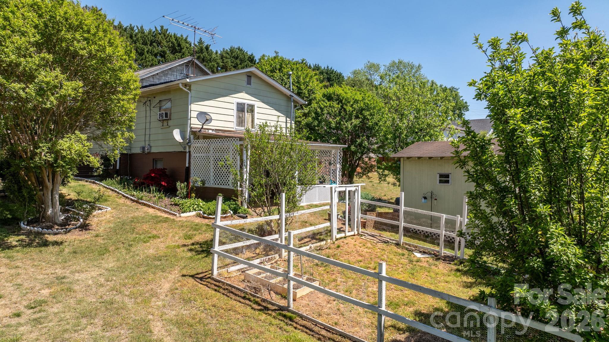 24 Midway Street Granite Falls NC 28630
