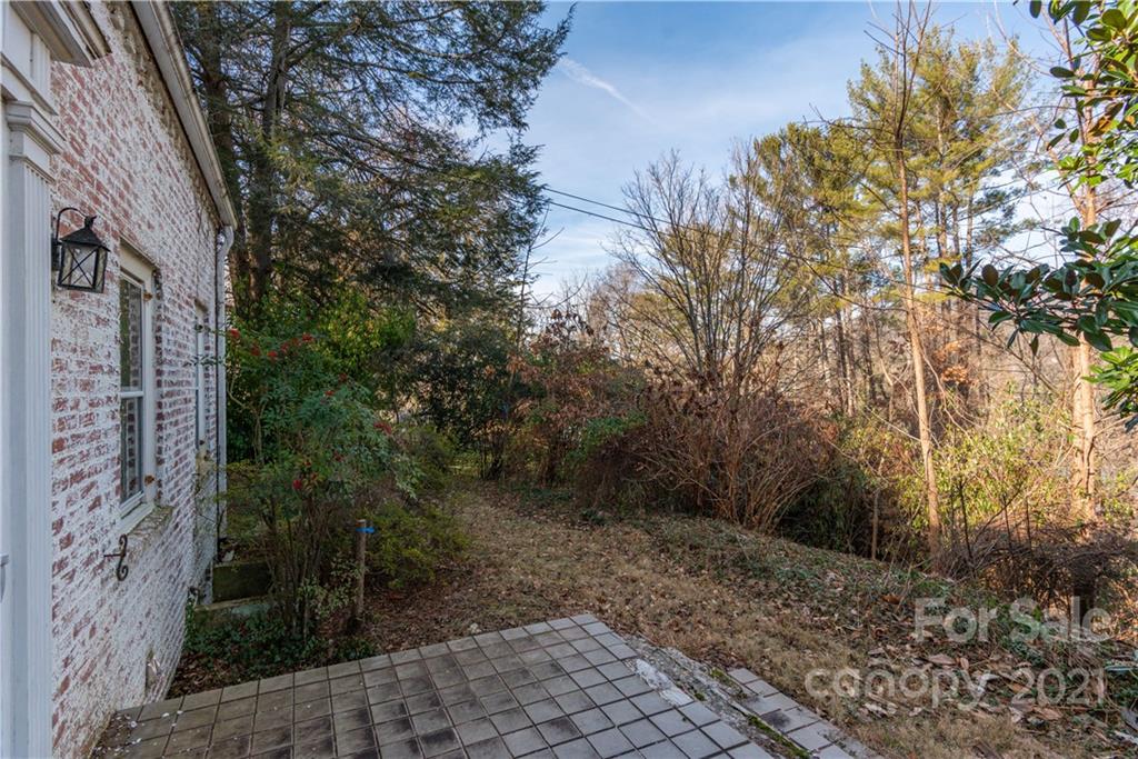 3 Pine Tree Road Asheville NC 28804