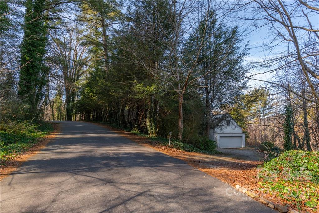 3 Pine Tree Road Asheville NC 28804