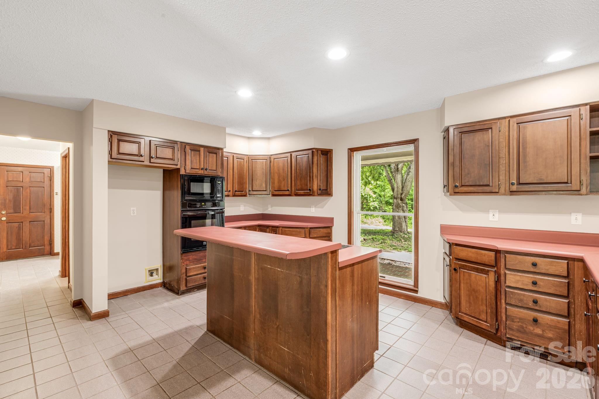 35 Byrd Road Candler NC 28715