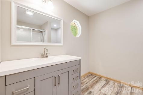 35 Byrd Road Candler NC 28715